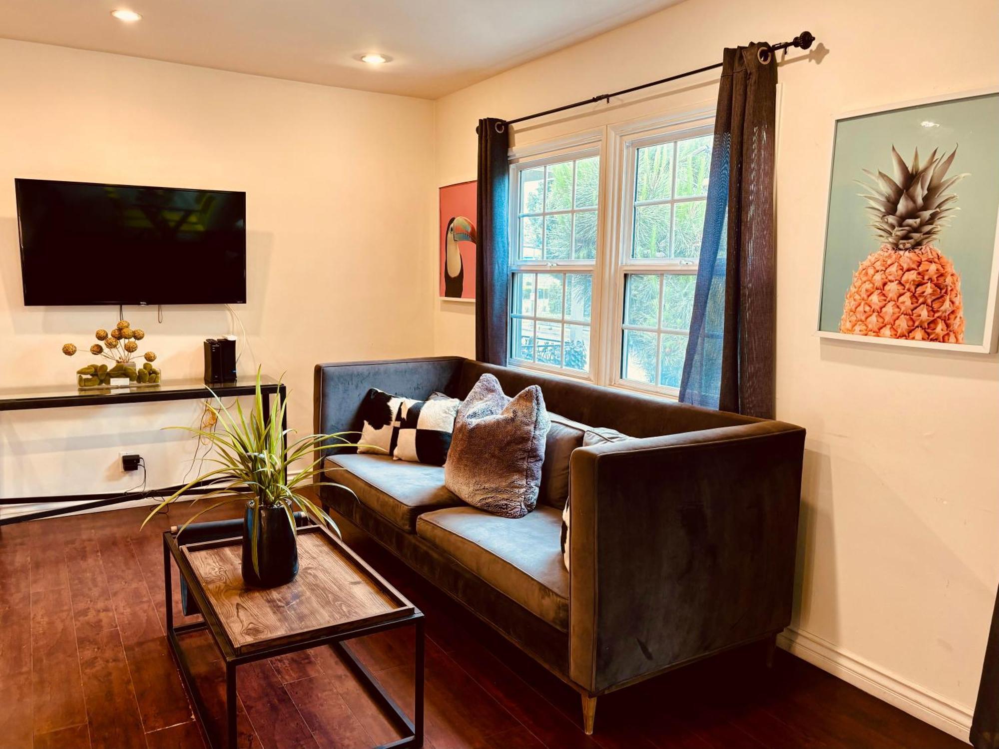 Centrally Located 2 Bed Ucla Apartment 洛杉矶 外观 照片