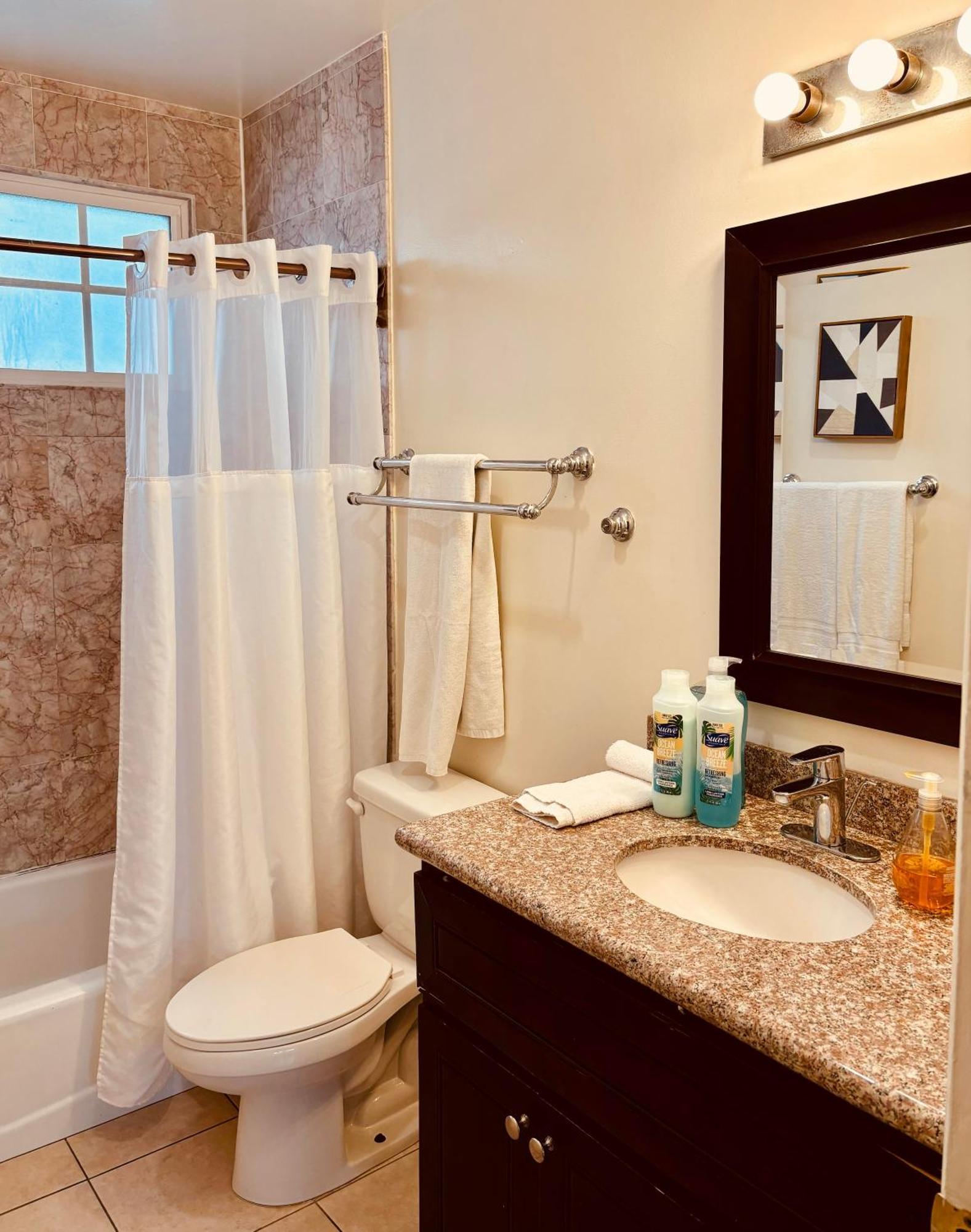 Centrally Located 2 Bed Ucla Apartment 洛杉矶 外观 照片